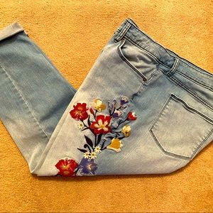 Universal Thread Embroidered Dungarees